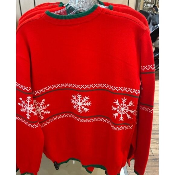 Disney Parks 2025 Winnie The Pooh Light Up Christmas Sweater Adult NEW - Picture 2 of 2